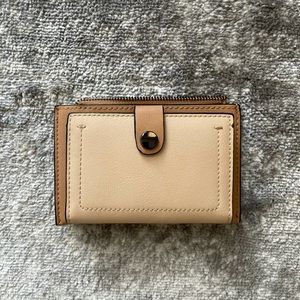 Steve Madden Beige / Nude Small Wallet!!